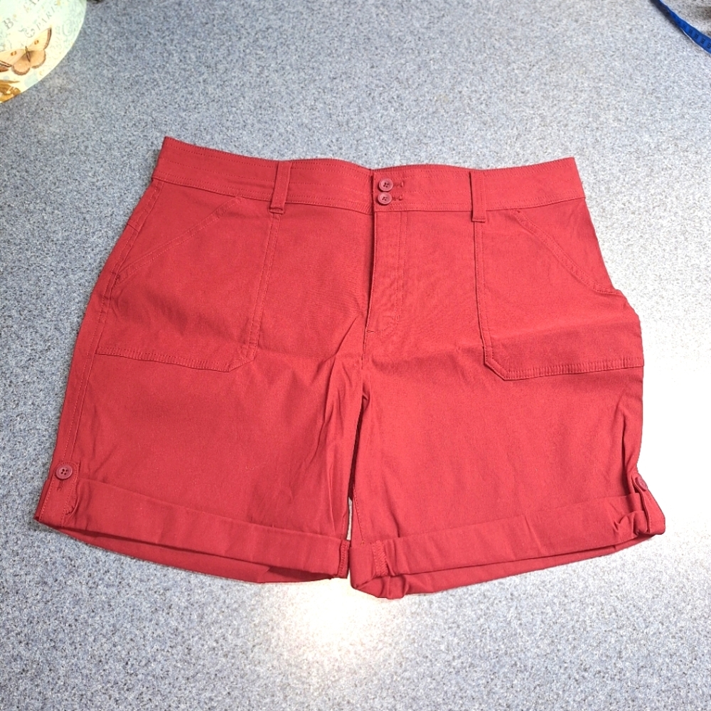 Eddie Bauer Rolled Hem Bermuda Short, Size 14 Item#0822, NWOT
